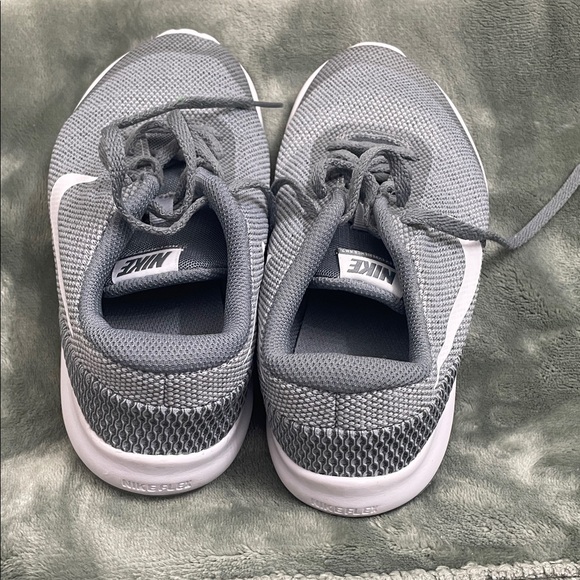 Nike Charcoal and White Running Shoes - Picture 2 of 12